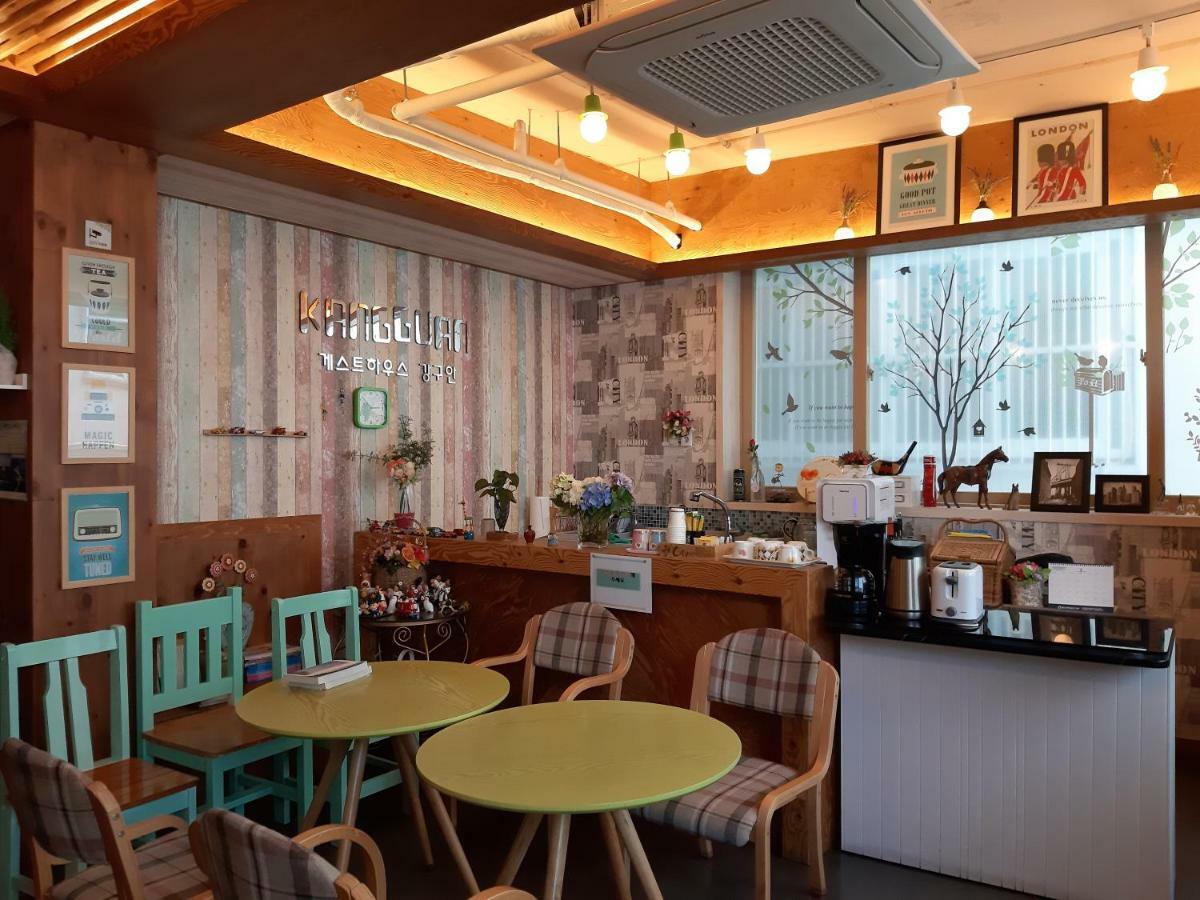 Kangguan Guesthouse Тхонъён Экстерьер фото